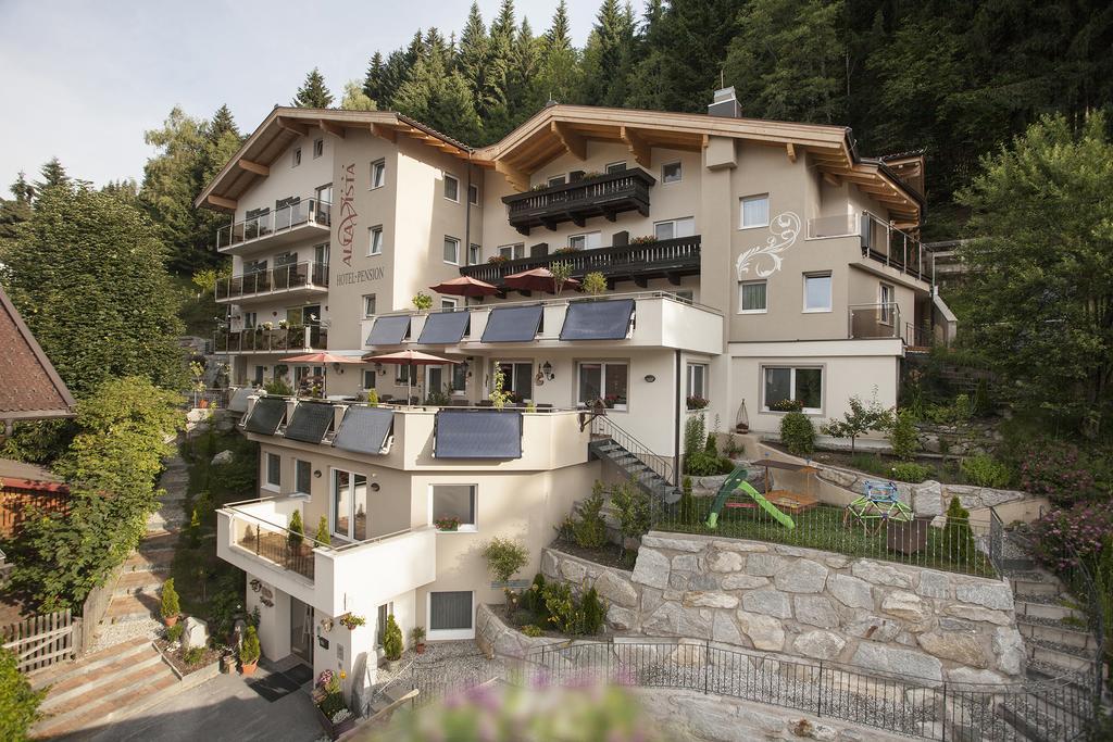 Hotel Alta Vista Neukirchen am Grossvenediger Exterior foto